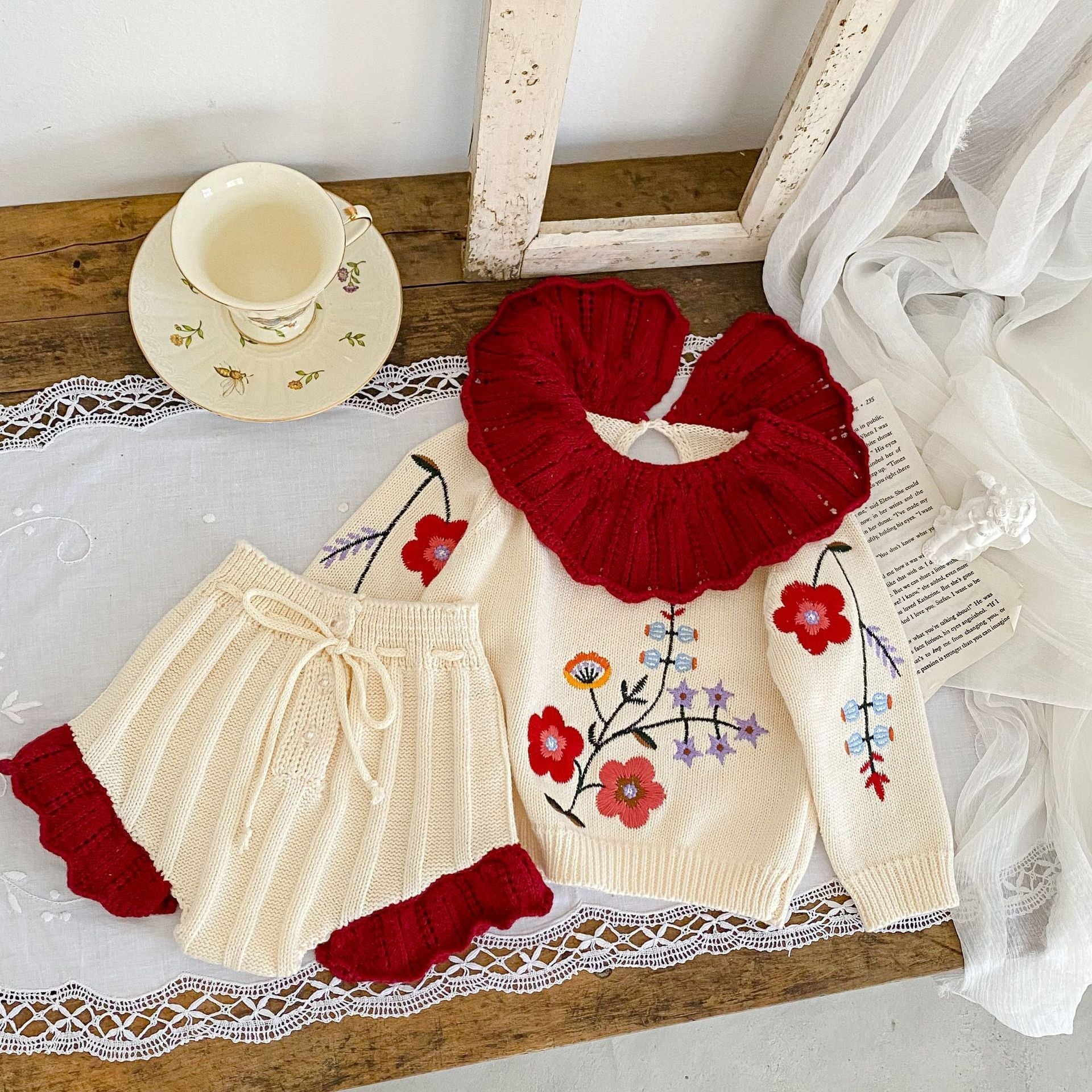 Autumn New Baby Girl Knitting Suit